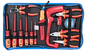 SET DE HERRAMIENTAS P/ELECTRICISTA 13 PZAS.